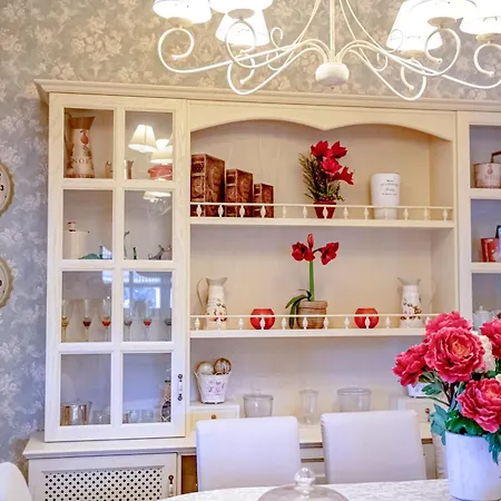 Rita's Cozy Country *